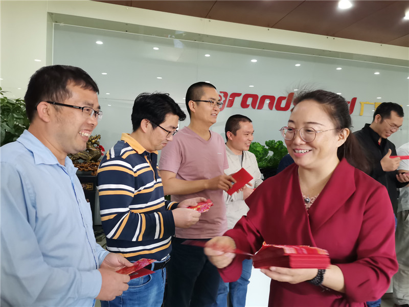 黄瓜视频成年污下载开工红包